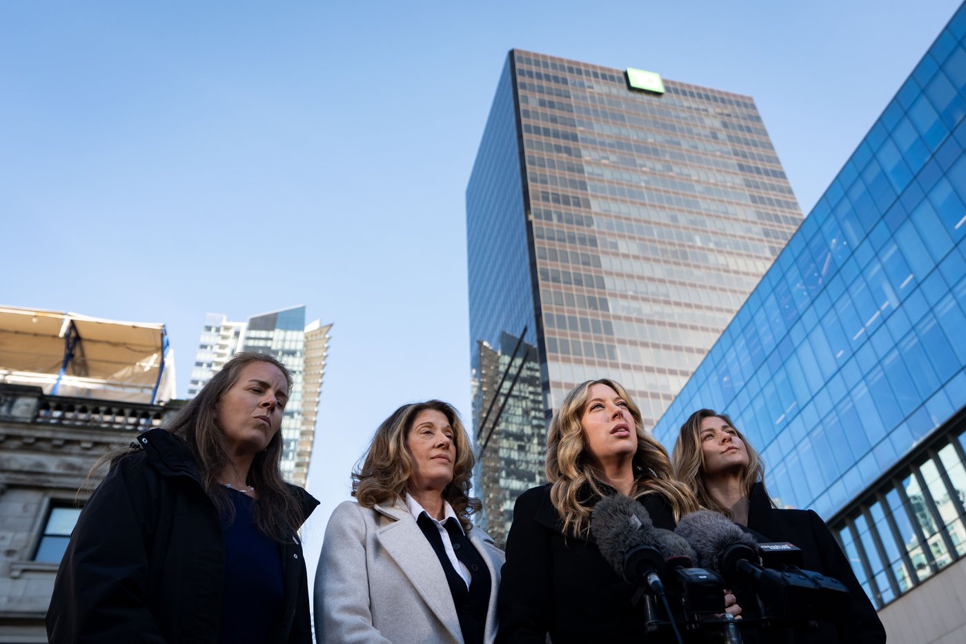 Un témoin dit que M. Gray était «en détresse» avant sa confrontation avec la police
