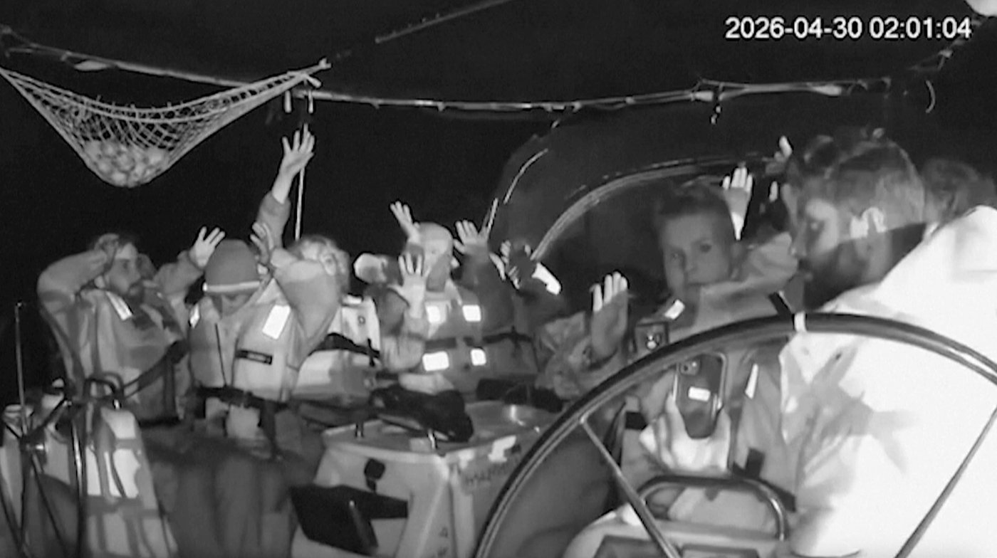 Des Canadiens à bord de la flottille pour Gaza racontent une interception violente