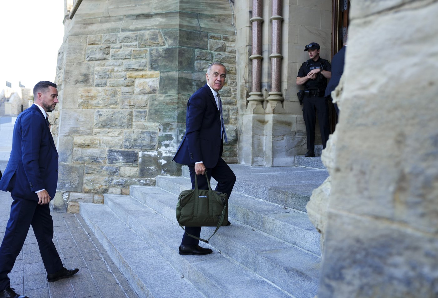 L'engagement de Carney de réduire la fonction publique par attrition serait trompeur