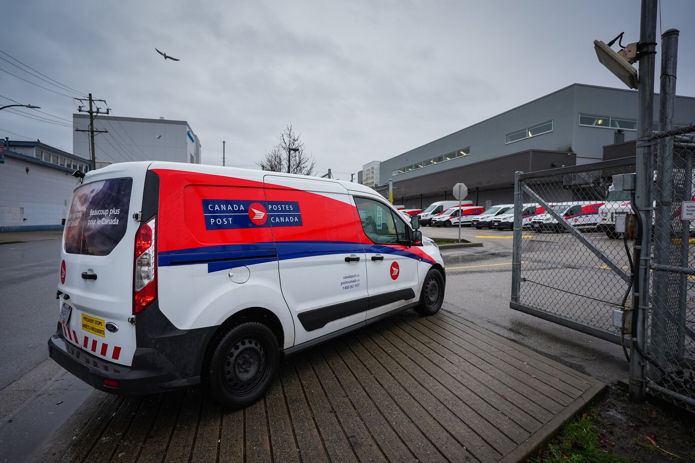 Postes Canada et le STTP signent les nouvelles conventions collectives