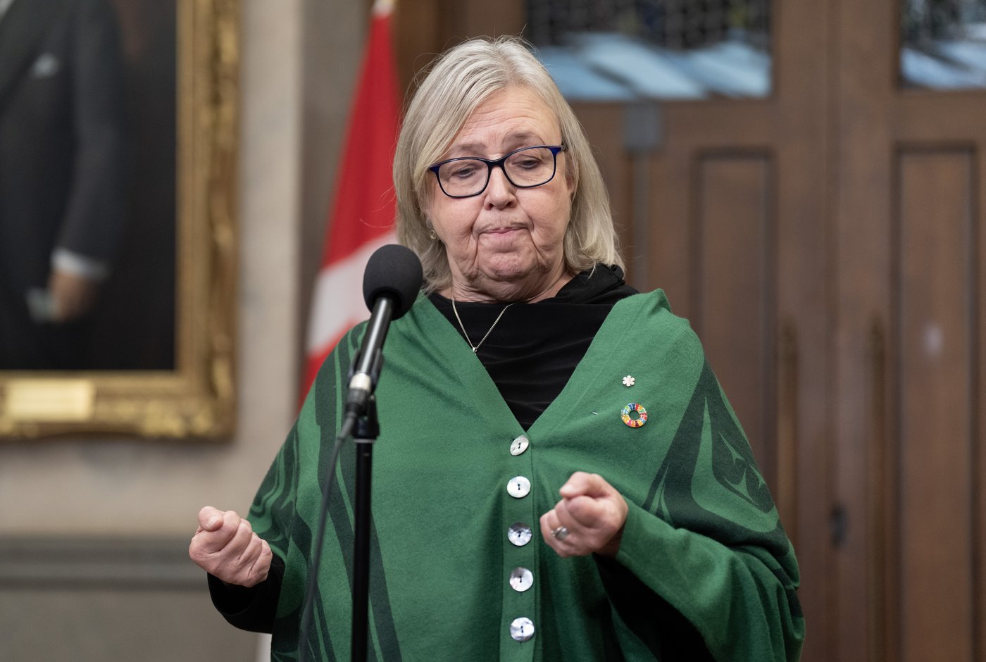 Elizabeth May juge que voter pour le budget était une «erreur» qu'elle ne fera plus