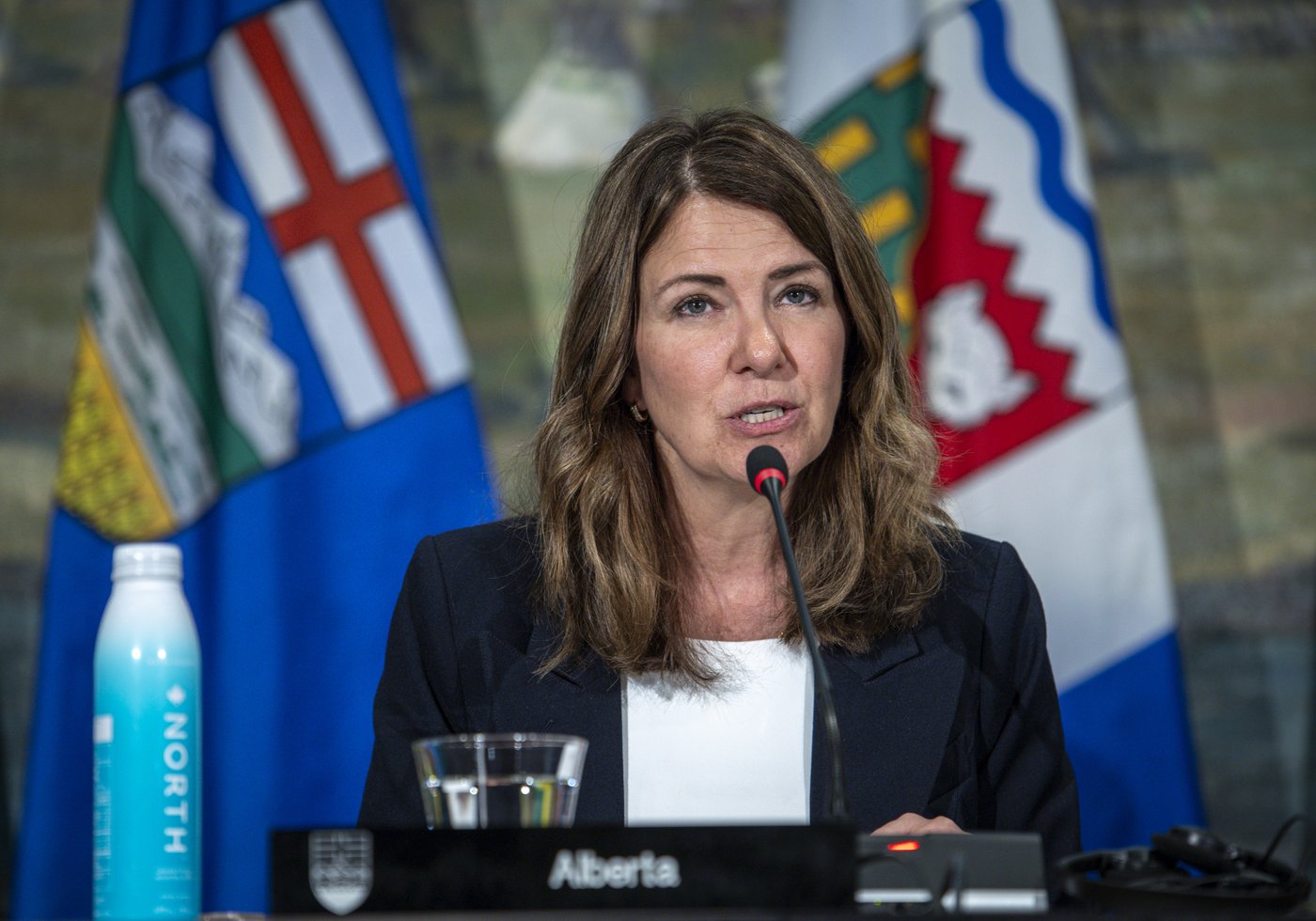 Danielle Smith plaide pour une alliance «Alber-bec» ou «Qué-berta»