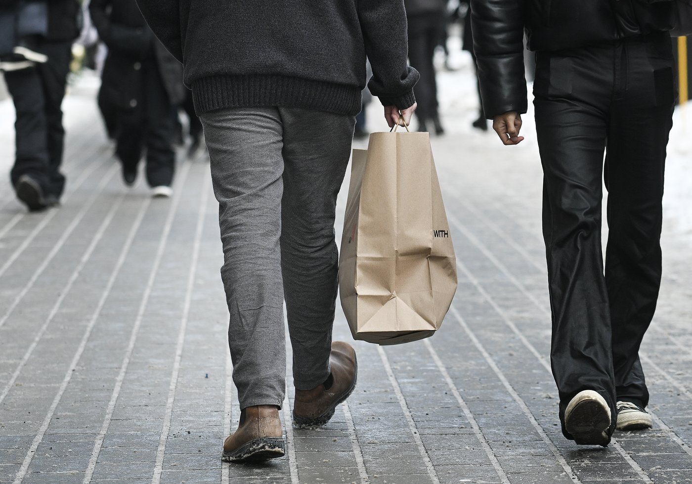 Le projet pilote concernant les heures d'ouverture des magasins commencera le 11 mars