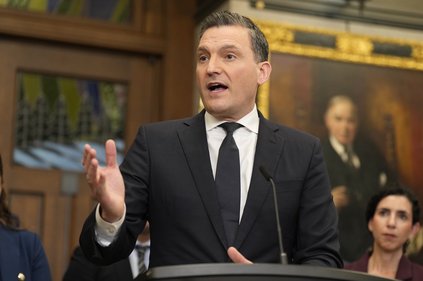 Ottawa lance une consultation sur la transparence des systèmes d'IA