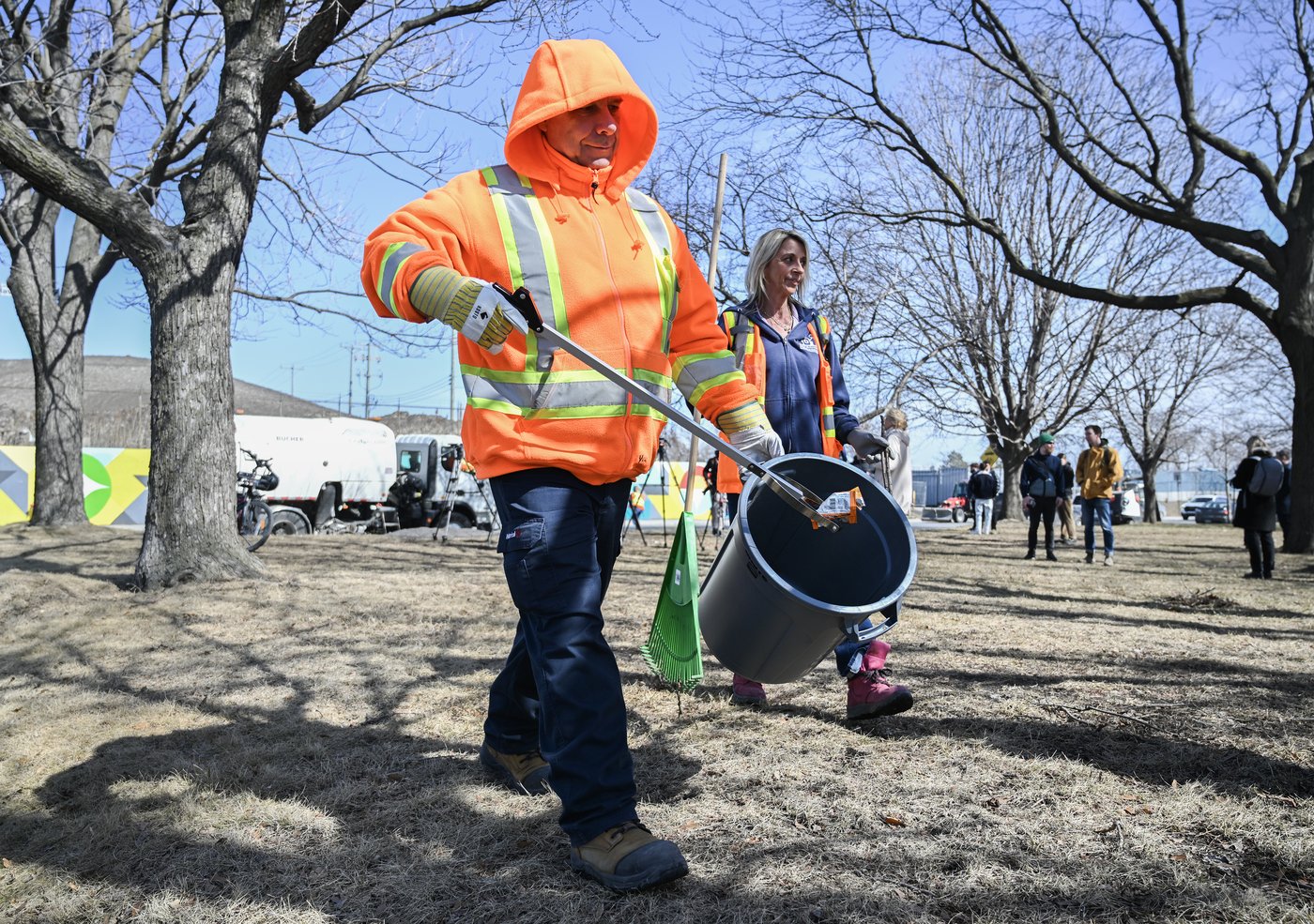 Grève des cols bleus de Montréal: les services essentiels jugés suffisants