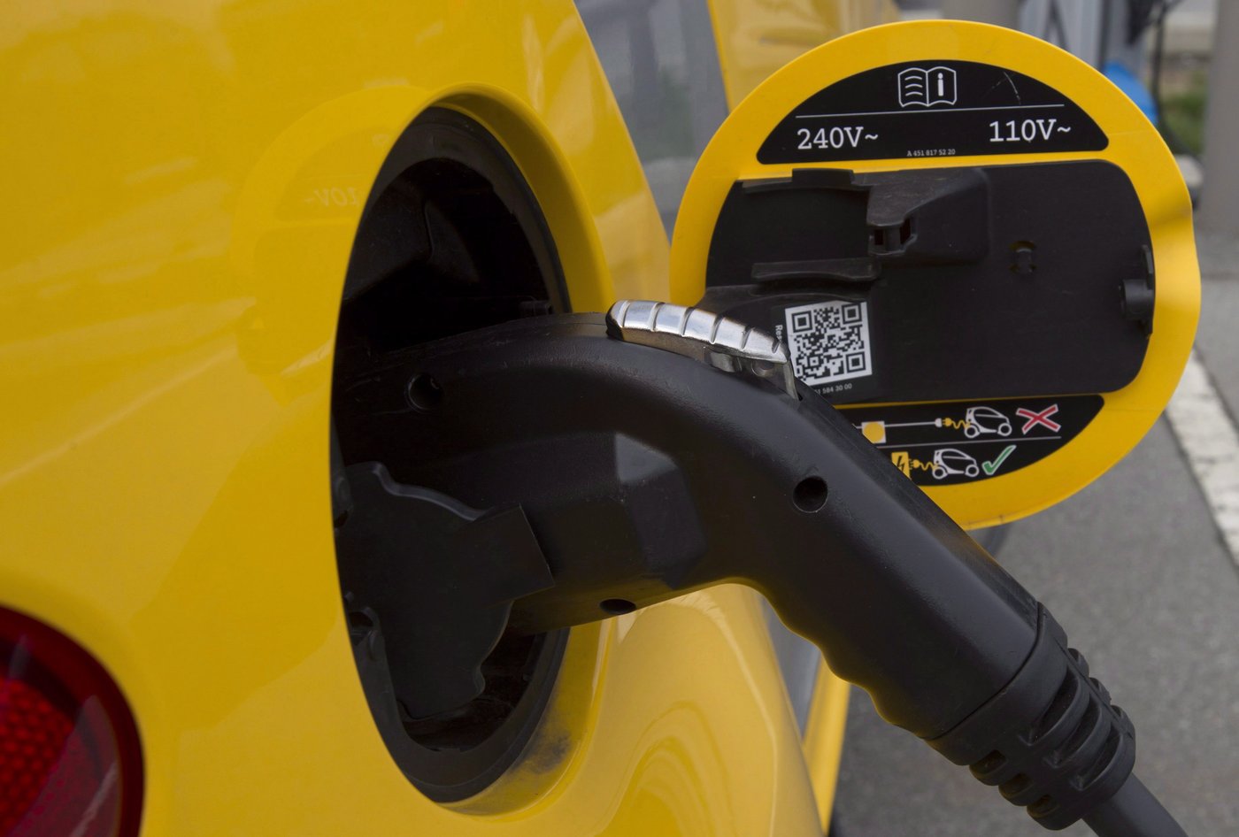 Le coût de l'essence provoque une hausse de l'intérêt pour les véhicules électriques