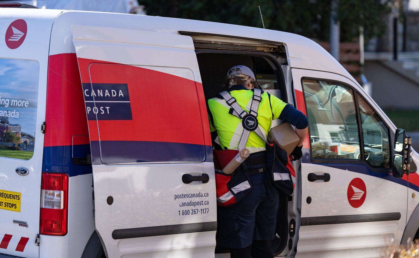 Alerte: Postes Canada annonce une perte record de 1,57 milliard $ en 2025
