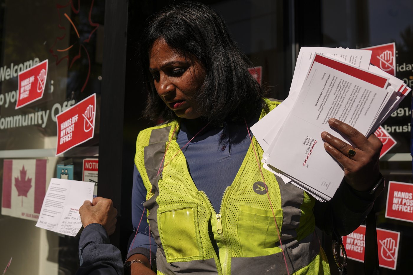 Le PDG de Postes Canada appuie les nouvelles mesures gouvernementales