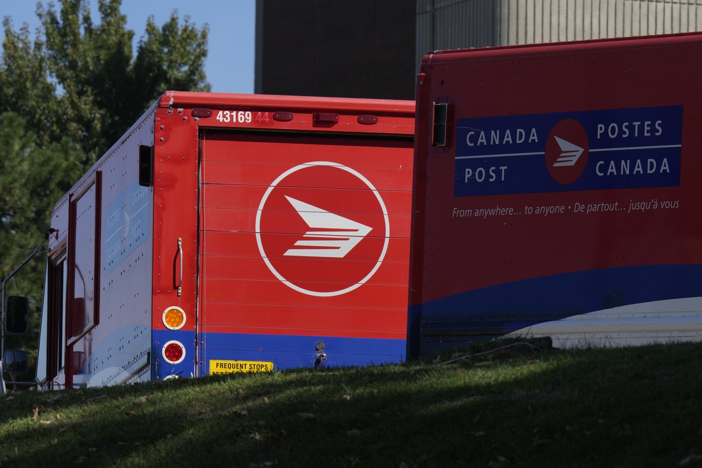 Le STTP accuse le gouvernement fédéral de s'attaque aux services postaux