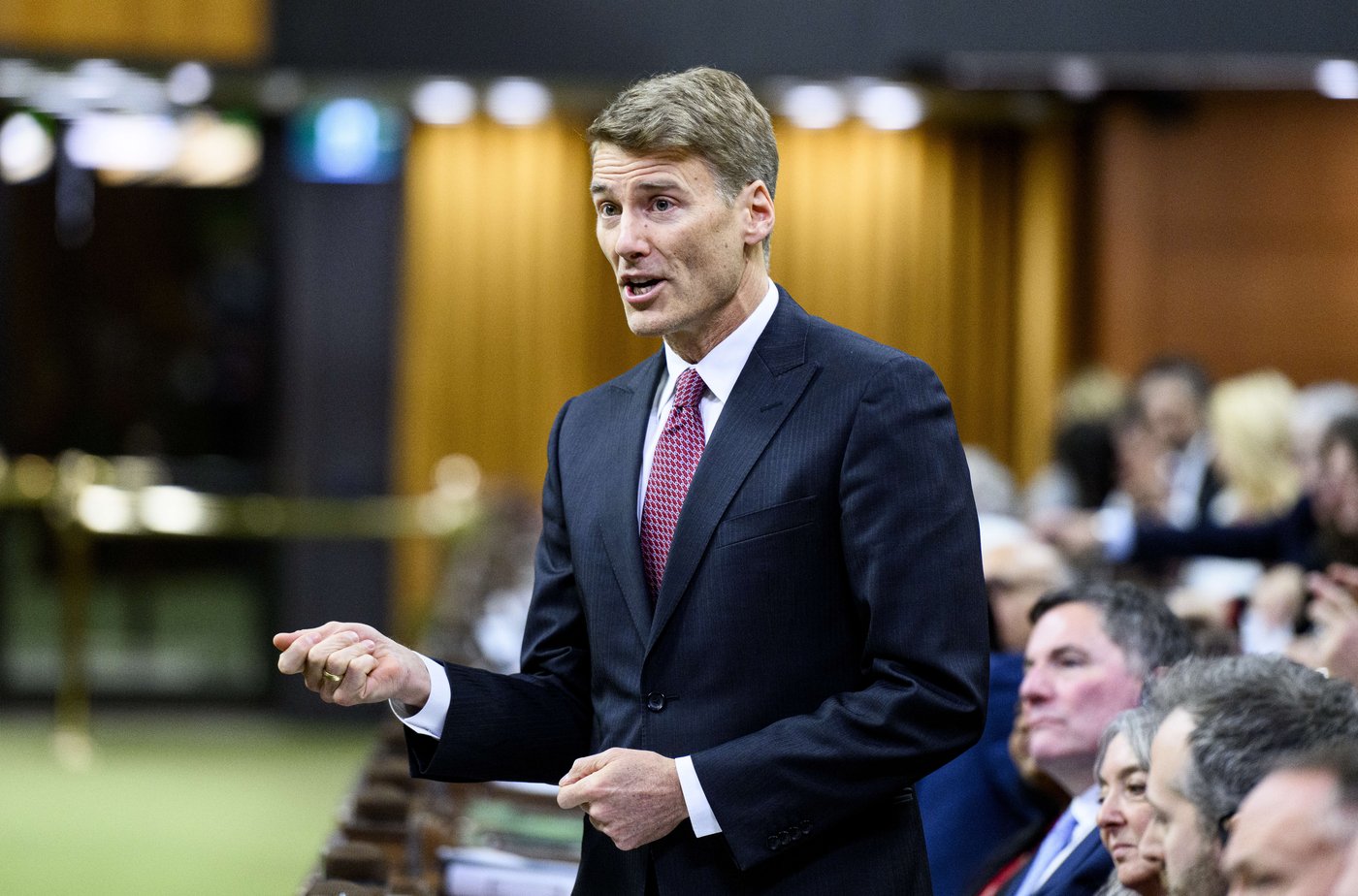 Ottawa veut que les provinces haussent le financement pour les logements transitoires