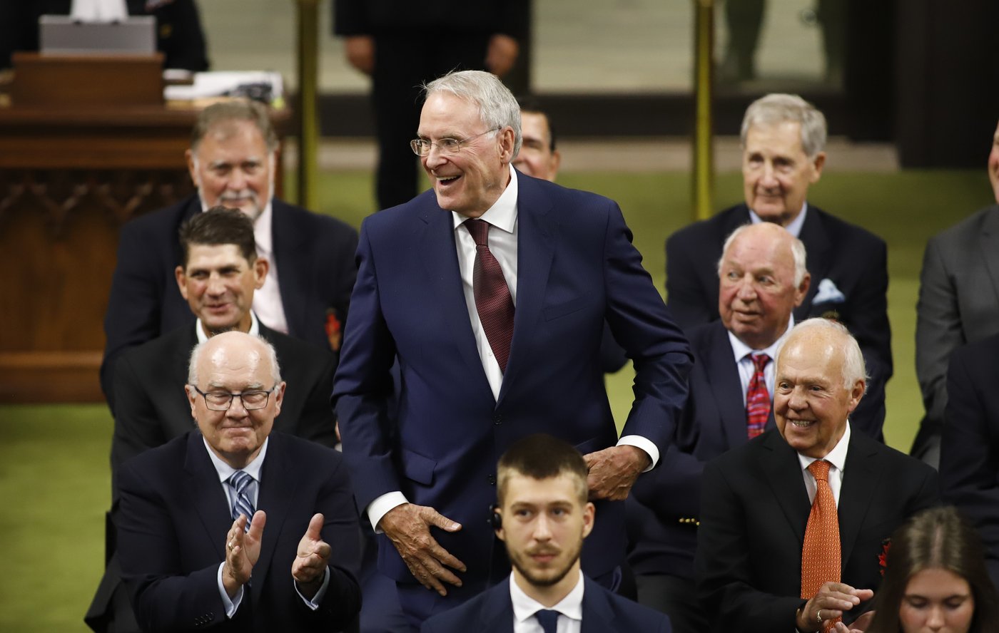 Décès de Ken Dryden: le monde politique rend hommage à un «parlementaire dévoué»