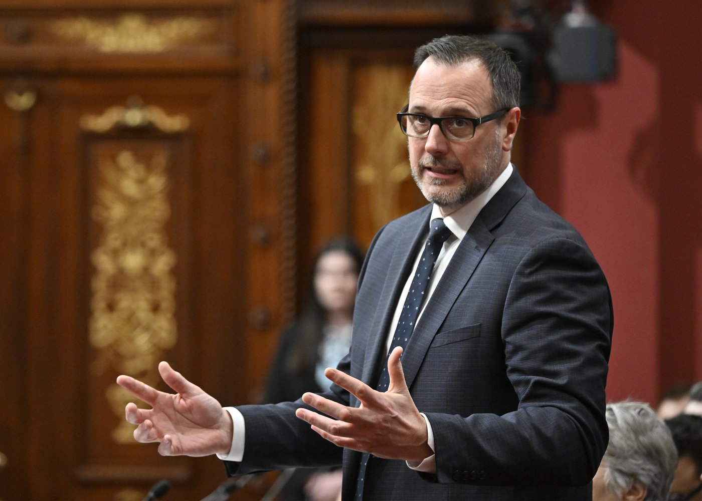 La CAQ a recours de manière abusive à la clause dérogatoire, selon le Barreau
