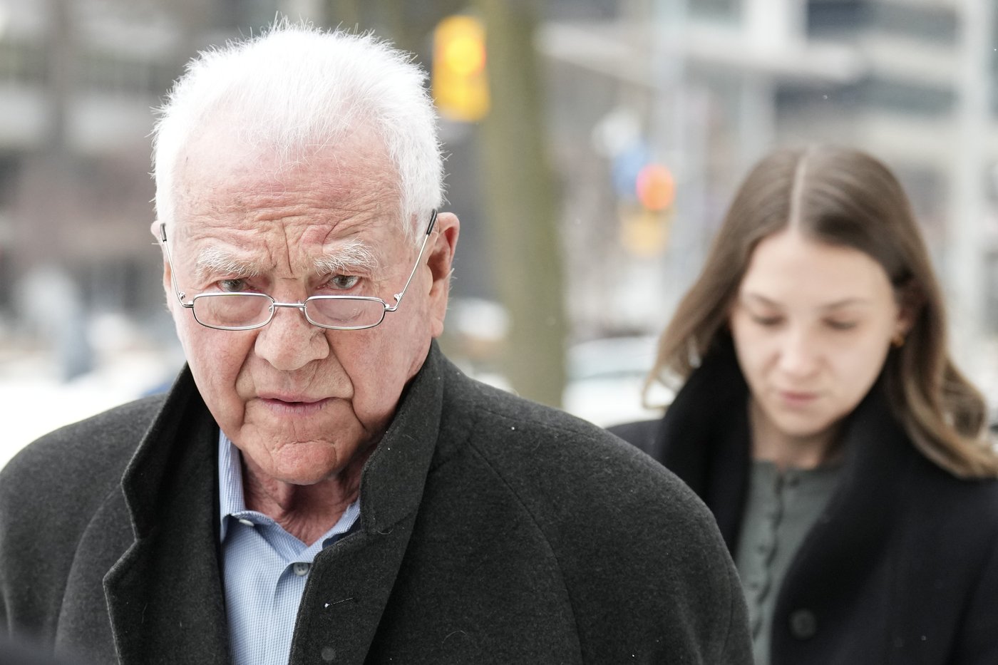 Procès Stronach: un enquêteur témoigne que la police a été «limitée» dans son enquête