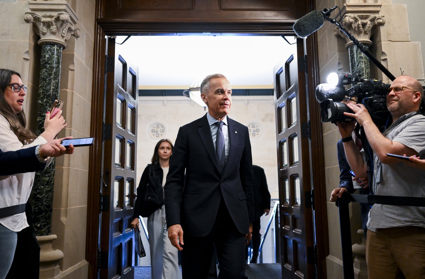 Une stratégie en matière d'IA sera dévoilée la semaine prochaine, annonce Carney