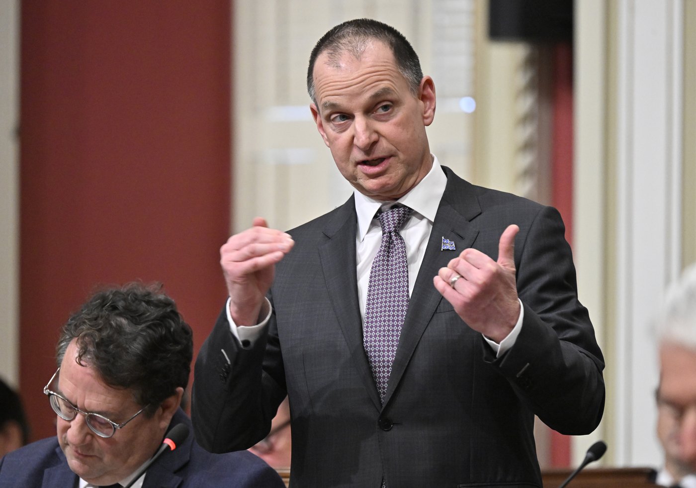 Le spectre d'un référendum nous coûte 20 millions $ par année, affirme Eric Girard