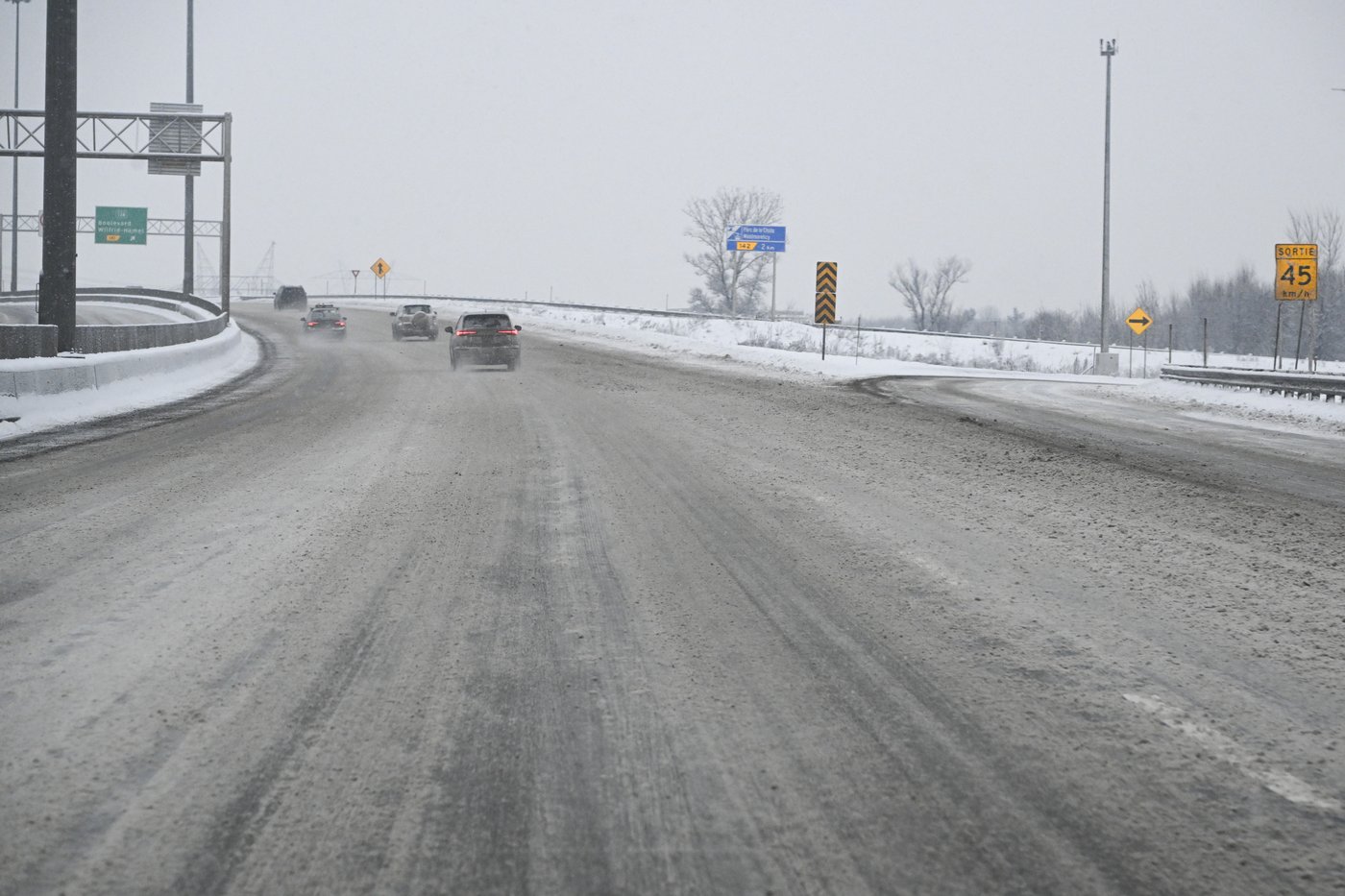 Contrôle routier: 6000 $ pour huit constats d'infraction; 32 heures de conduite