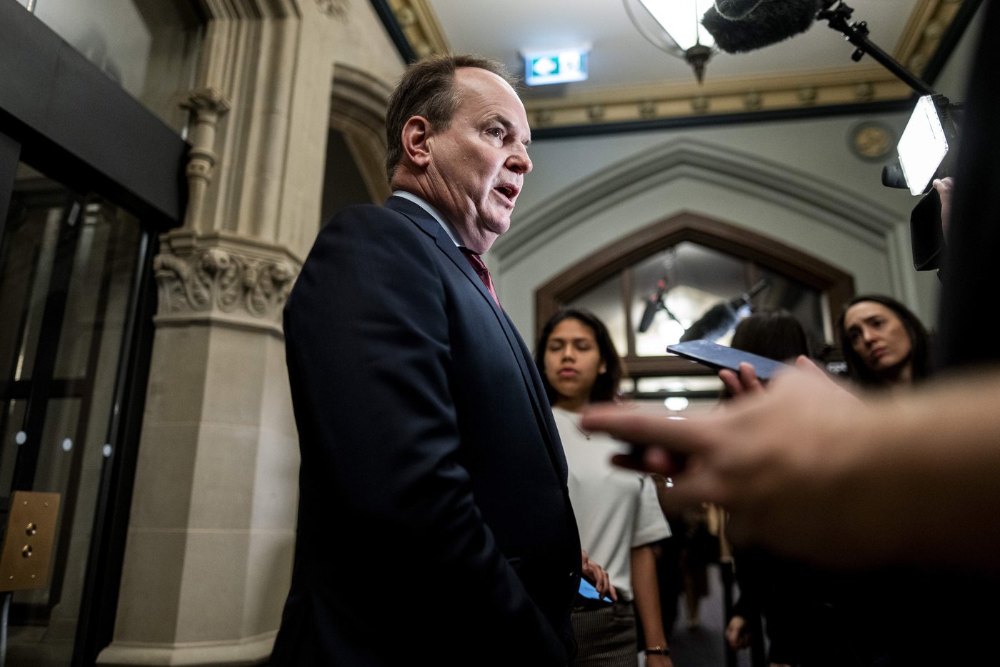 MacKinnon accuse les partis d'opposition d'agir «cavalièrement» en vue du budget