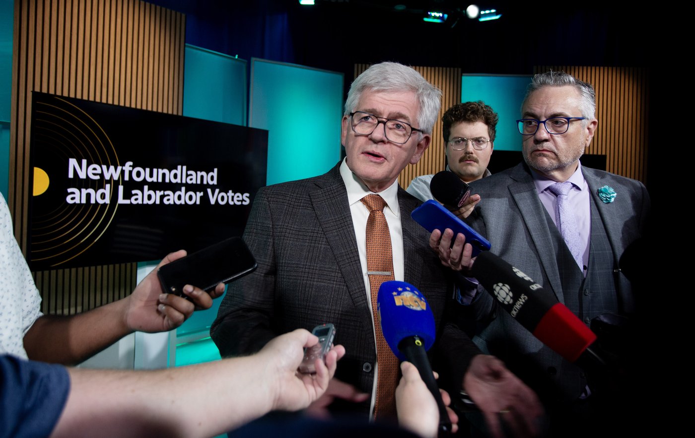 Alerte : Le chef du NPD de T.-N.-L., Jim Dinn, remporte sa circonscription