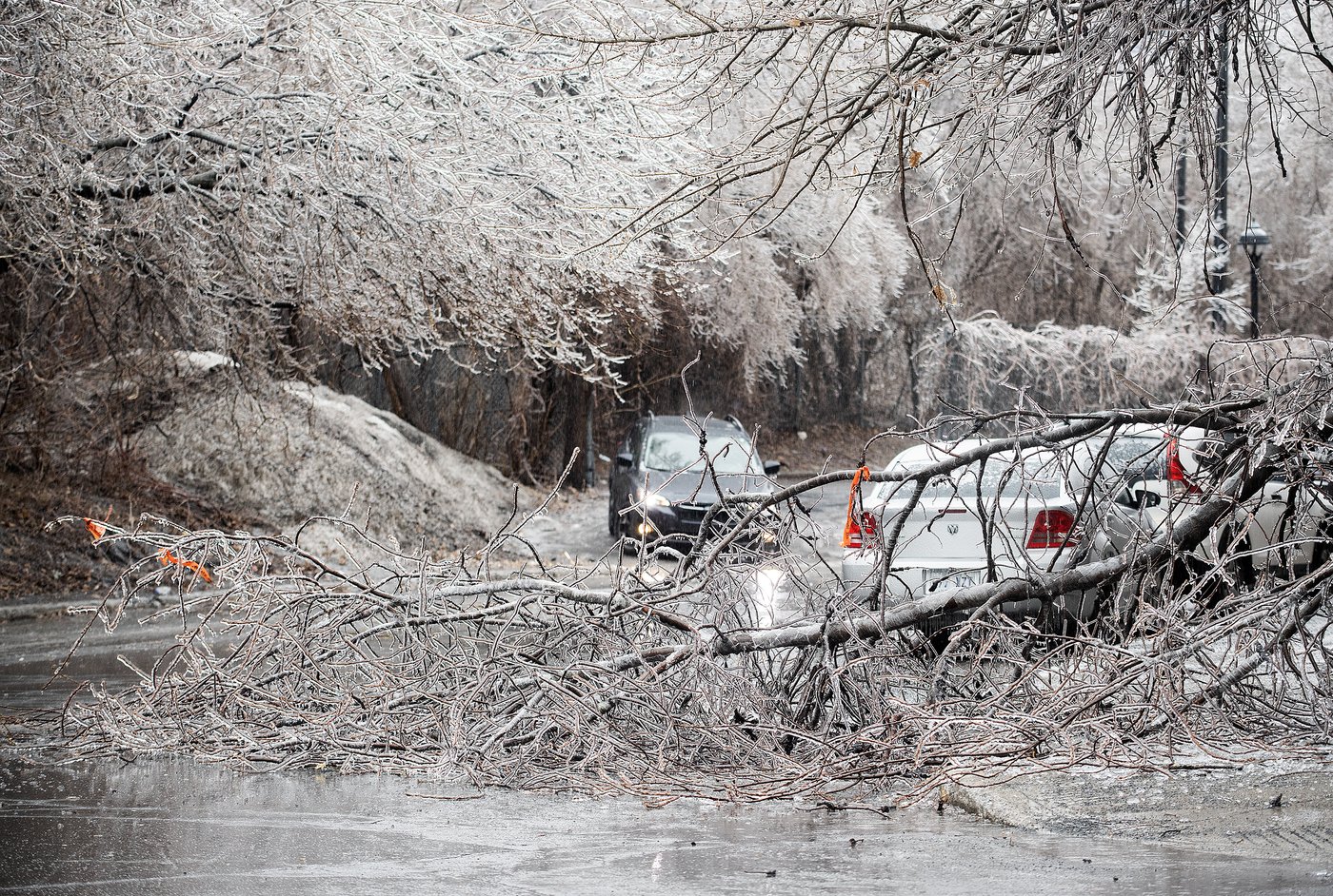 Tempête de verglas: attention aux chutes et aux intoxications de monoxyde de carbone