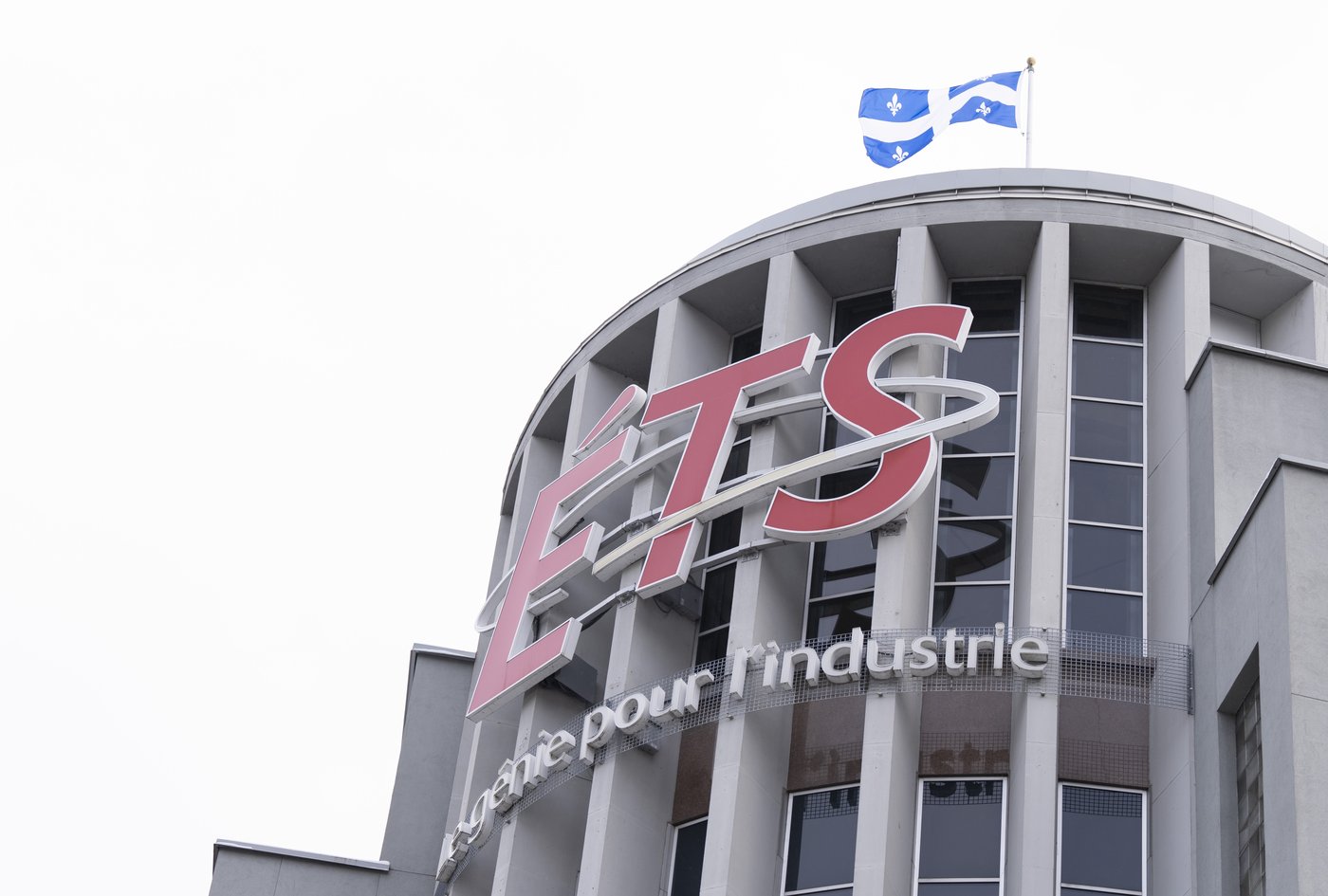 Les professeurs de l'ÉTS se dotent d'un mandat de cinq jours de grève