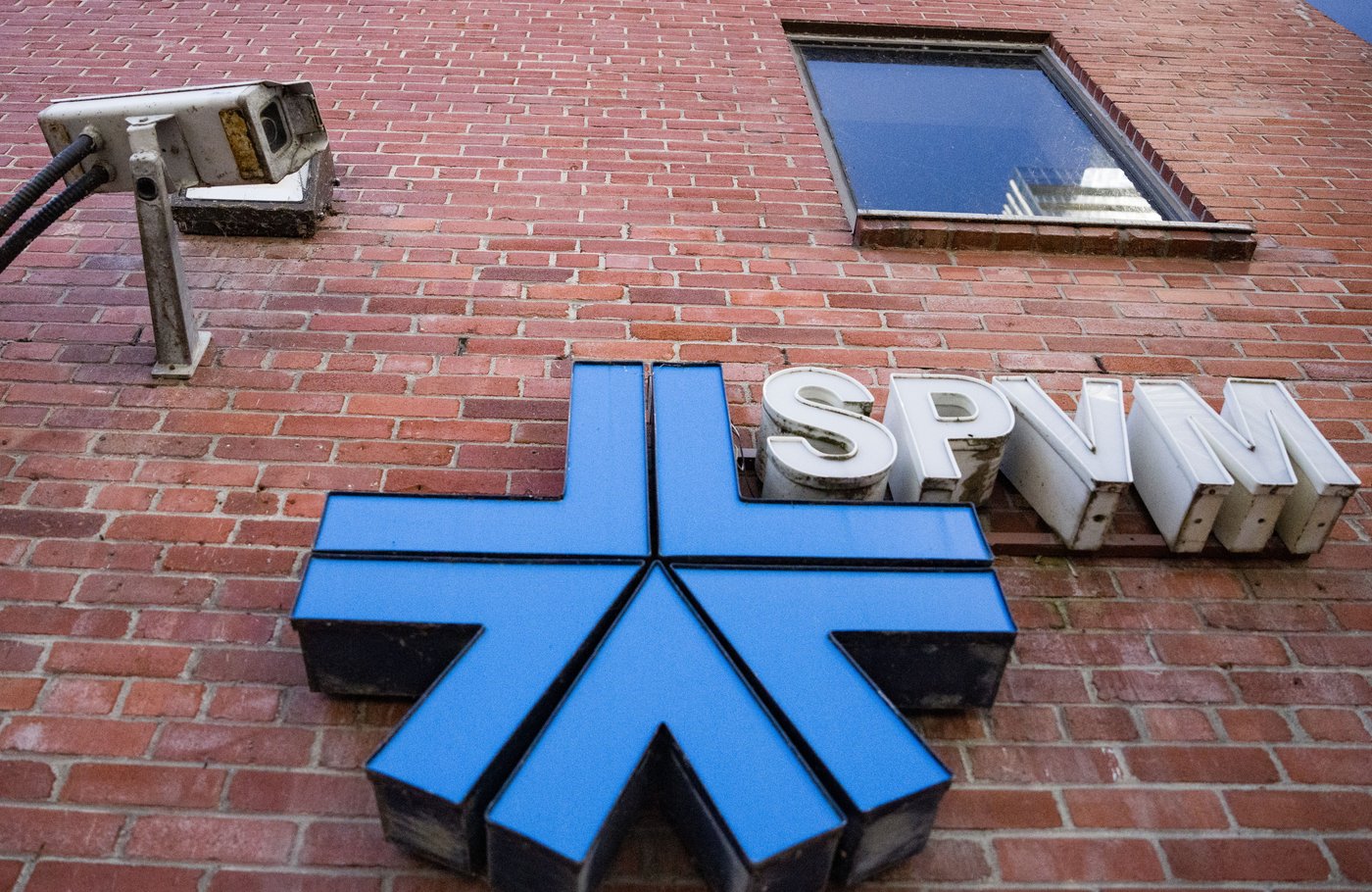 Une famille prise dans une fusillade avec la police poursuit le SPVM et Montréal