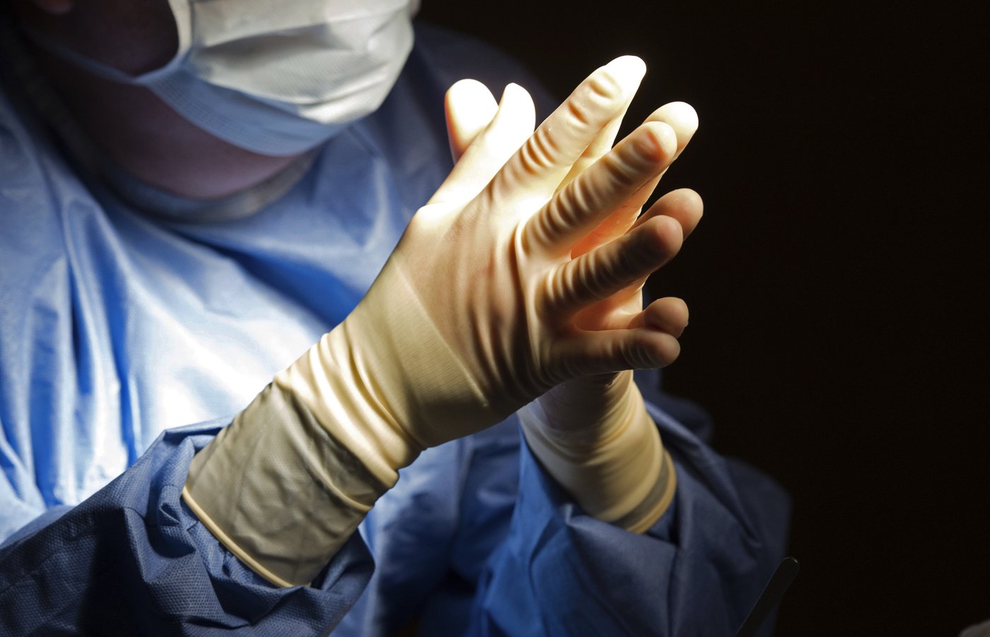Les médecins en pratique privée contestent le PL83 devant la Cour supérieure