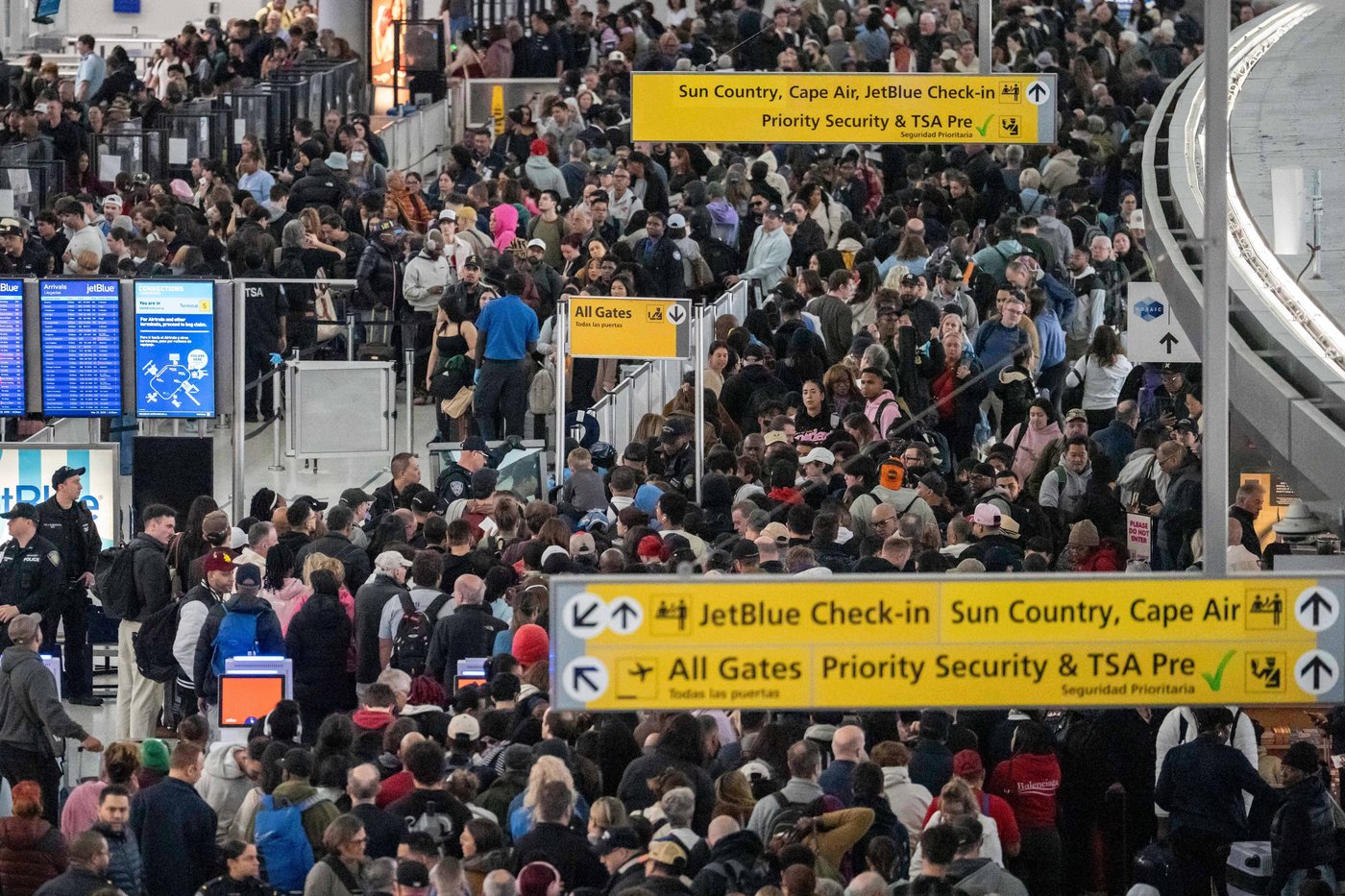 Un avion d'Air Canada évite de justesse une collision à l'aéroport de New York