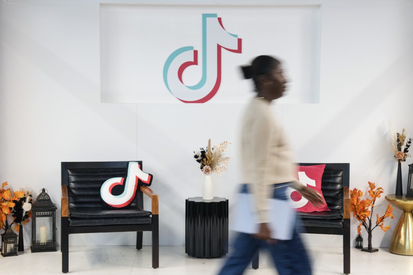 Alerte: la Cour fédérale annule l'ordonnance de fermeture de TikTok Canada