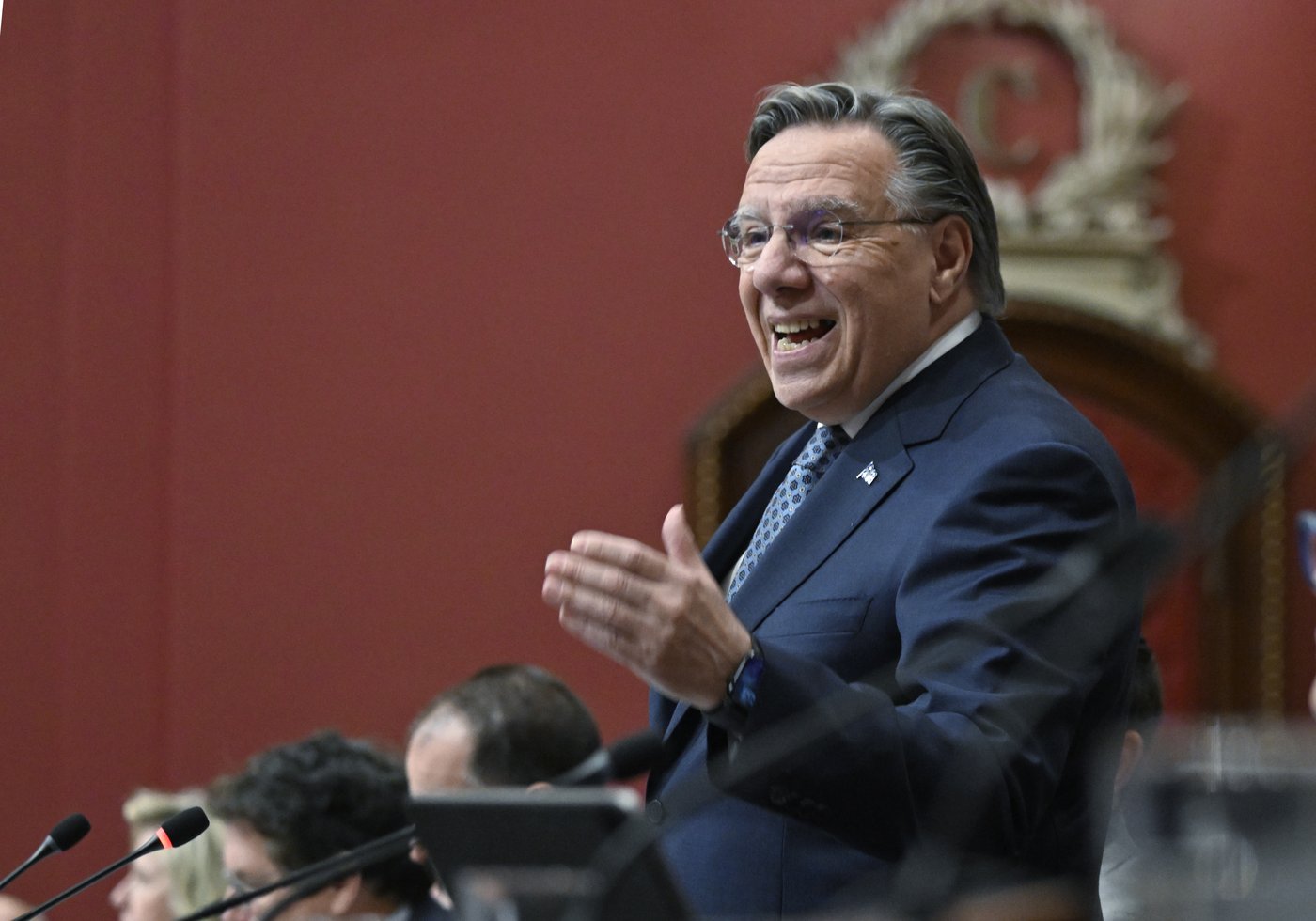 SIFA: Legault fait planer la menace de «conséquences» pour le signataire du contrat
