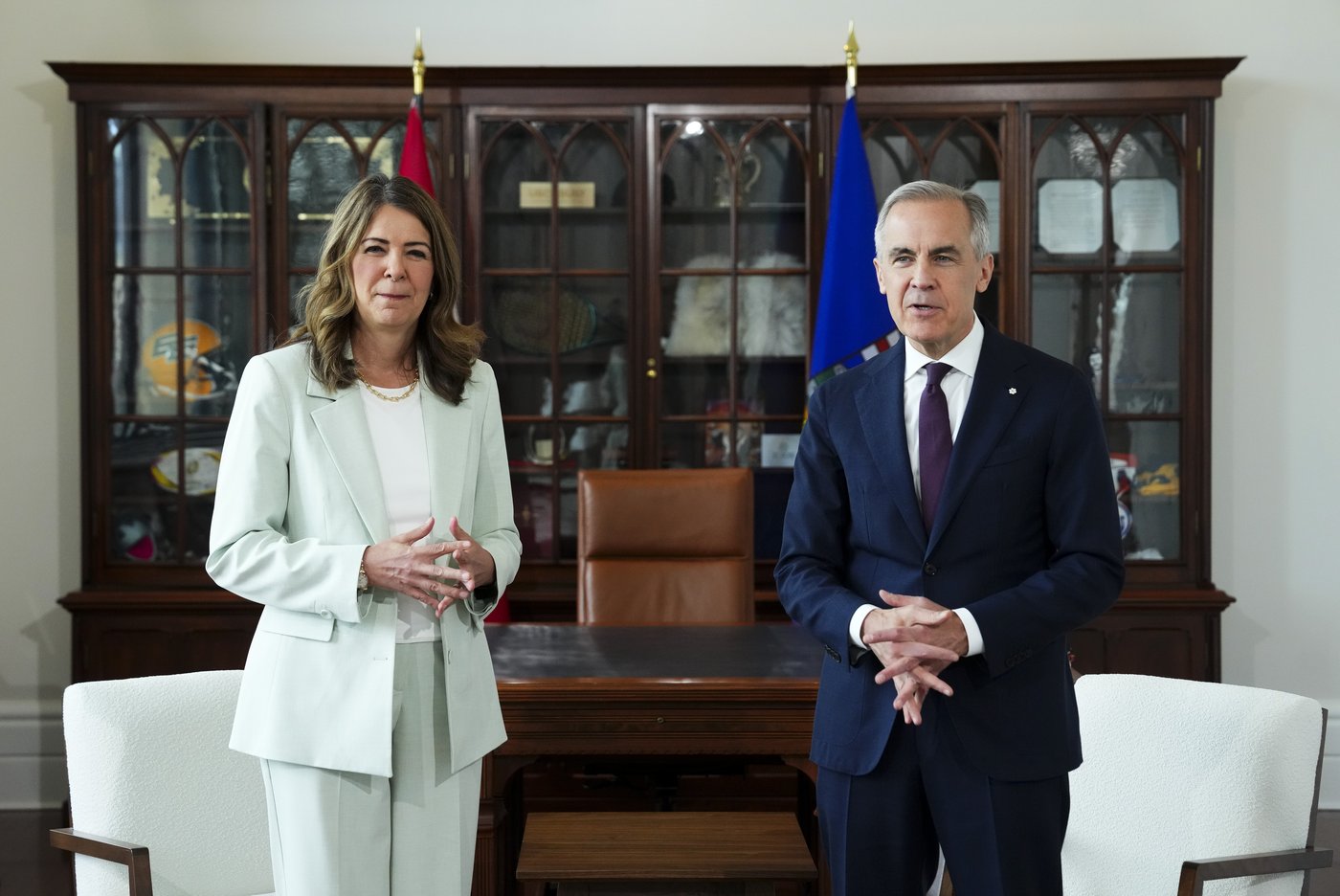 Carney et Smith feront une annonce sur le secteur de l'énergie vendredi