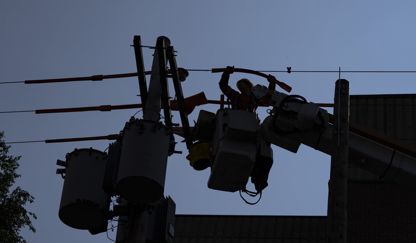 Bourrasques et pluie: toujours 40 000 foyers sans électricité au Québec vendredi