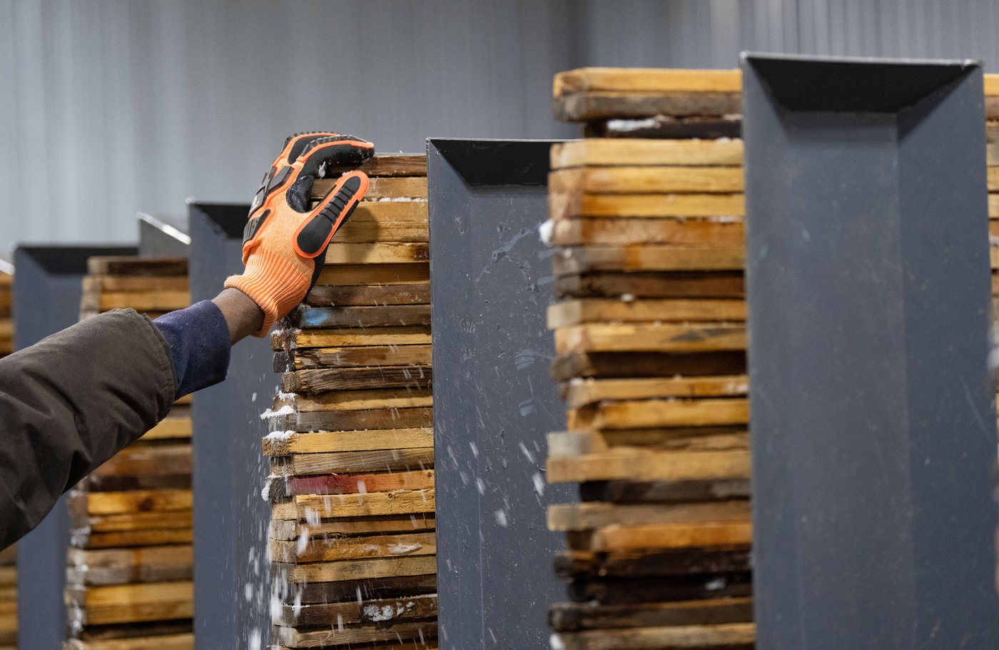 Alerte: le taux de chômage a reculé à 6,5 % en novembre au Canada