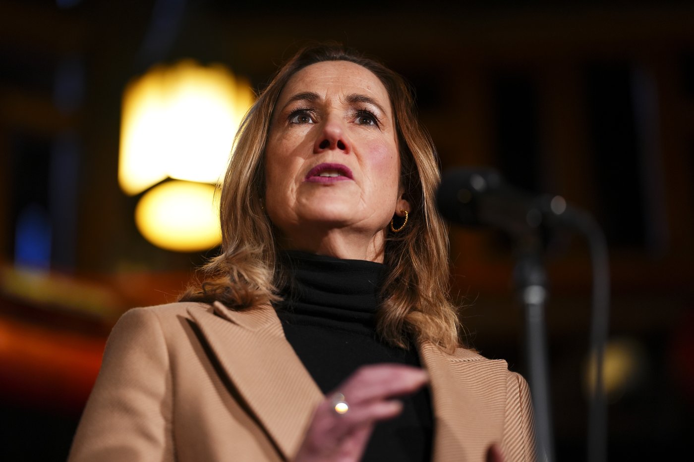Alerte: Kirsten Hillman, ambassadrice du Canada aux États-Unis, quittera en 2026