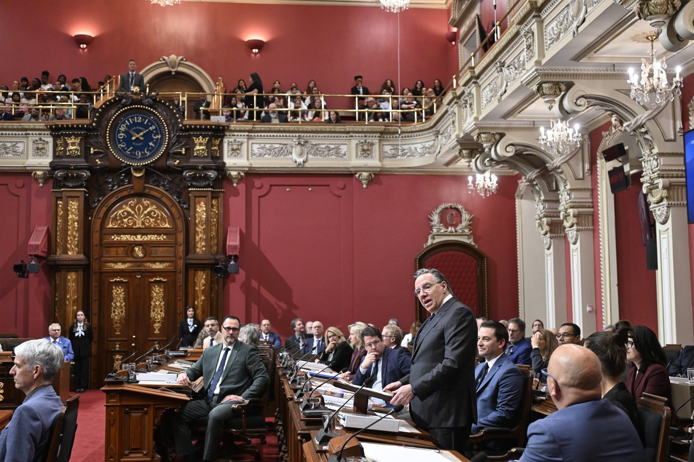 Exclue du caucus caquiste, Isabelle Poulet fustige la loi spéciale sur les médecins