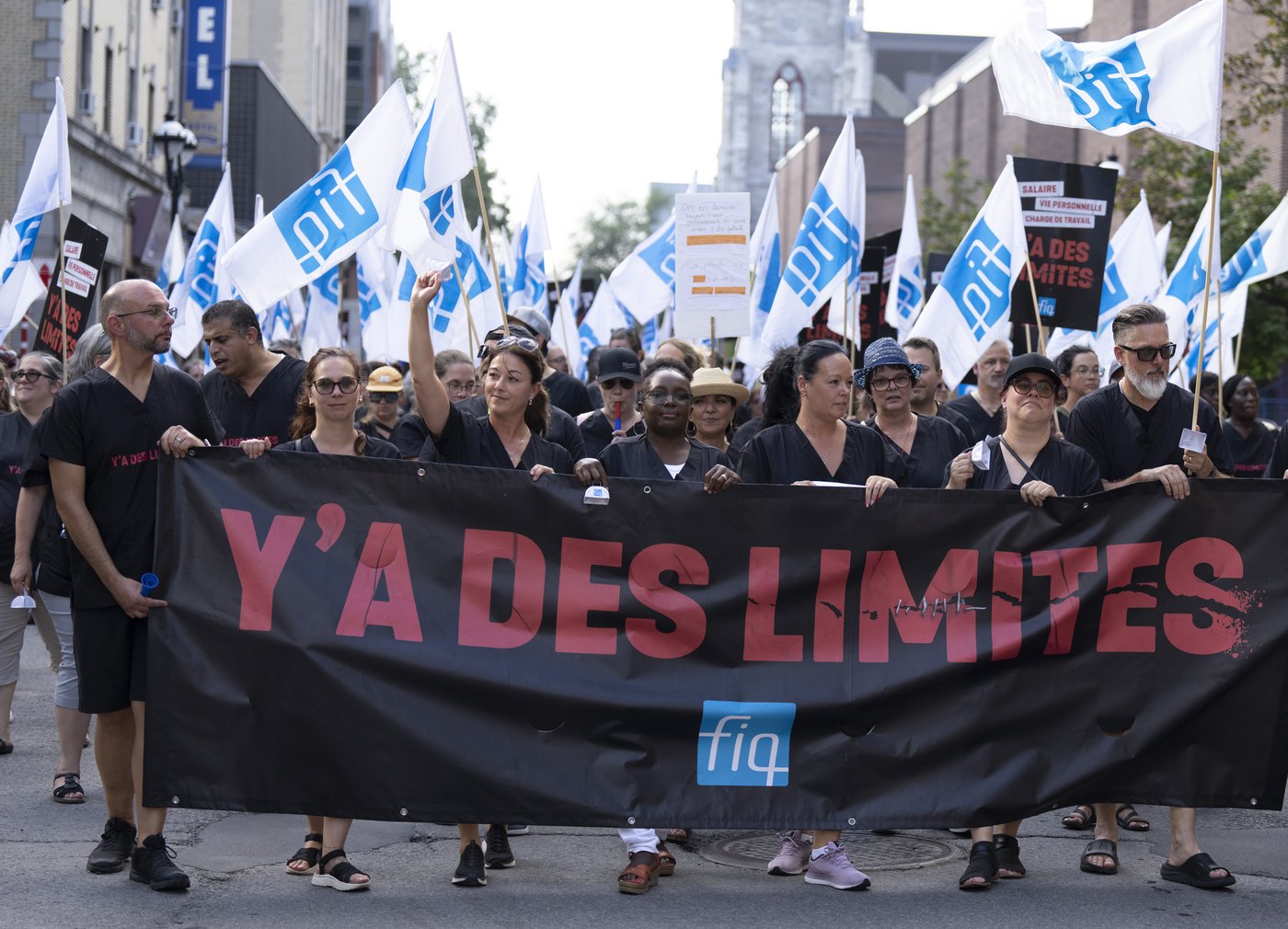 Primes en retard aux infirmières: Santé Québec conteste la décision du tribunal
