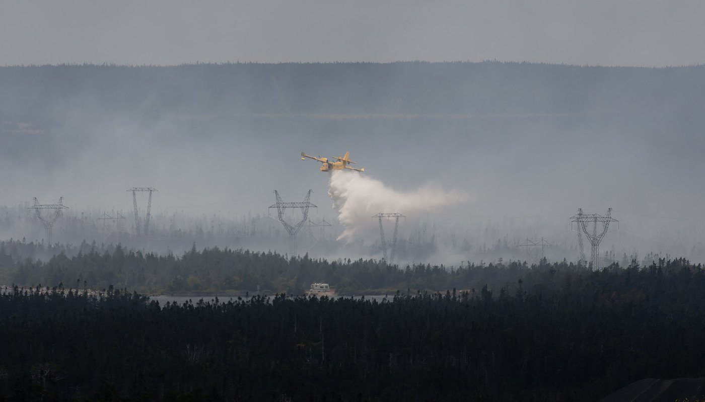 Ottawa se prépare à la saison des feux de forêt de 2026 avec 10 avions-pompiers