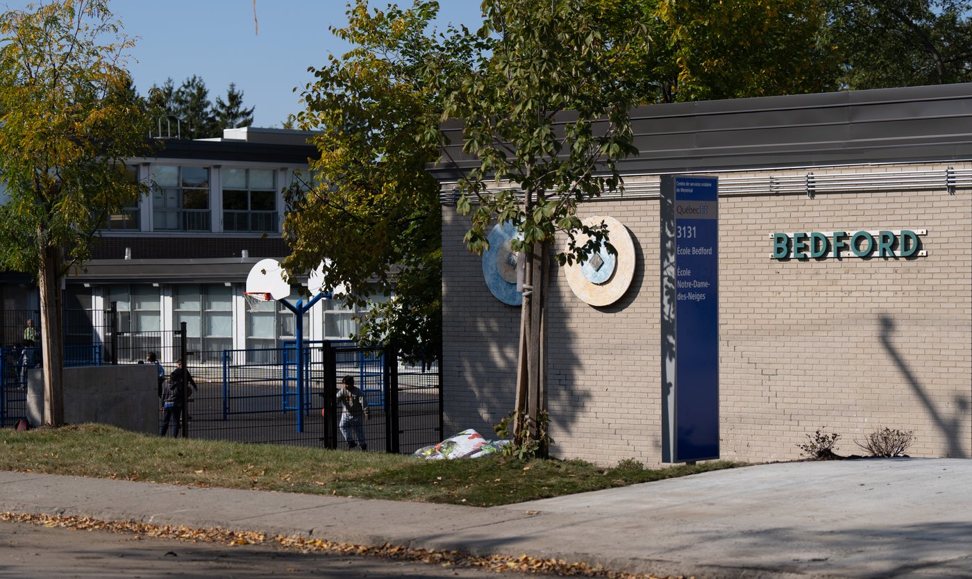 Onze enseignants de l'École Bedford voient leur brevet révoqué