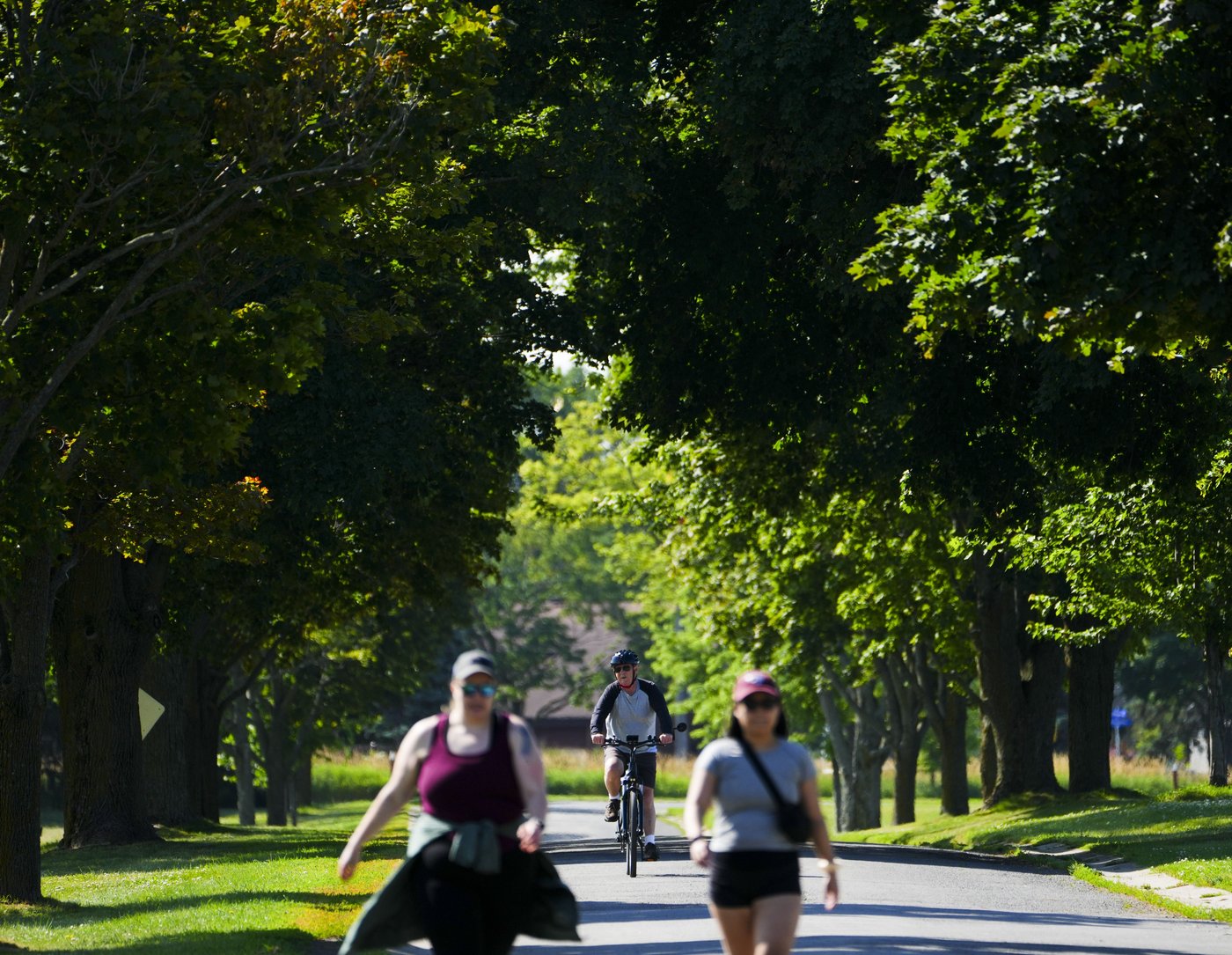Une vague de chaleur a débuté samedi au Québec et en Ontario