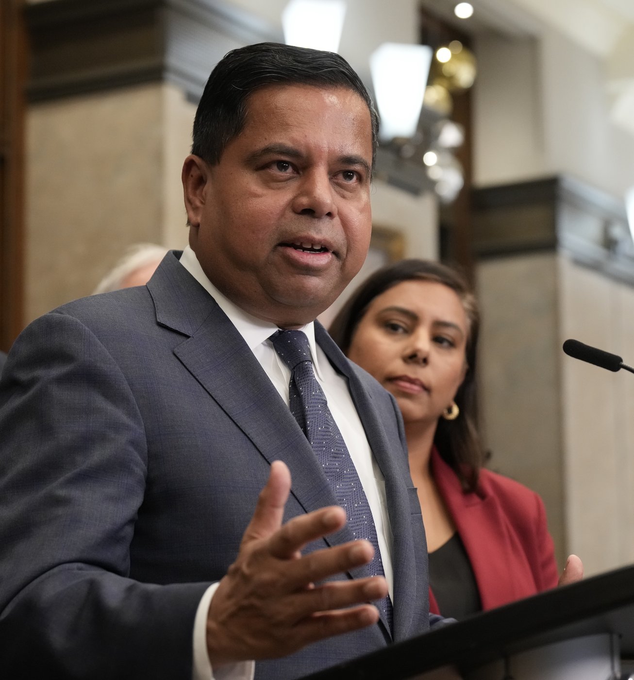 Sécurité frontalière: les libéraux pressent les oppositions sur C-2