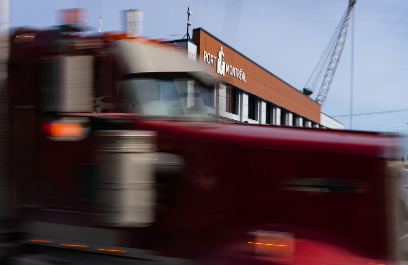 Contrôleurs routiers: le PQ veut mettre fin «au Far West» sur les routes
