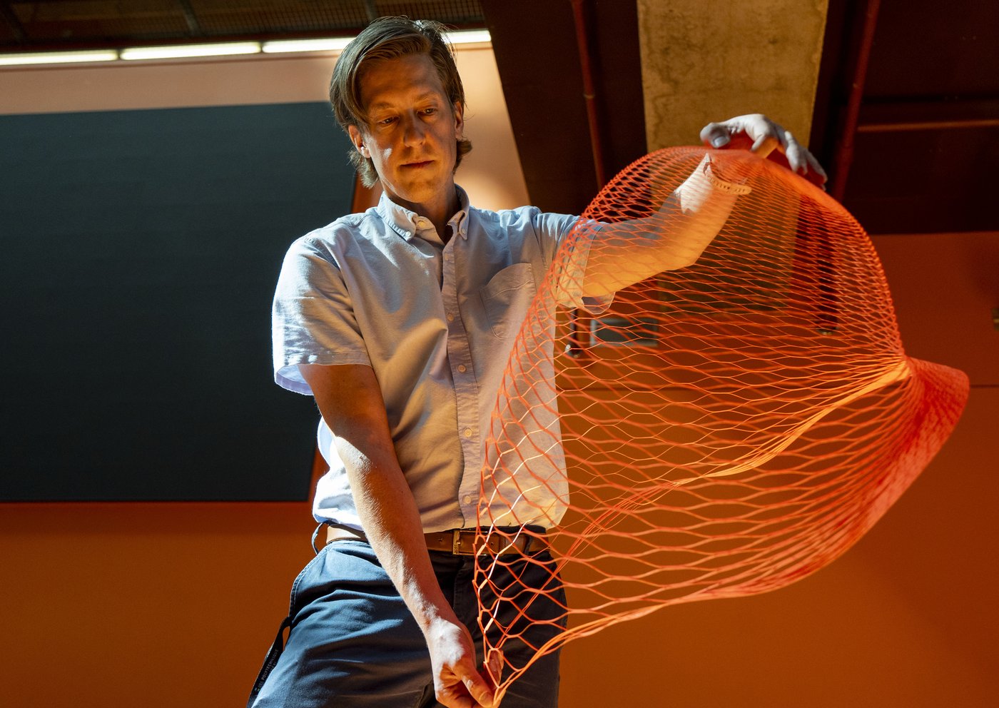 Des ingénieurs de Polytechnique créent un parachute économique inspiré du kirigami