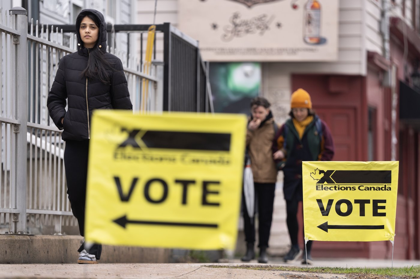 Dernière journée de campagne avant les élections partielles fédérales