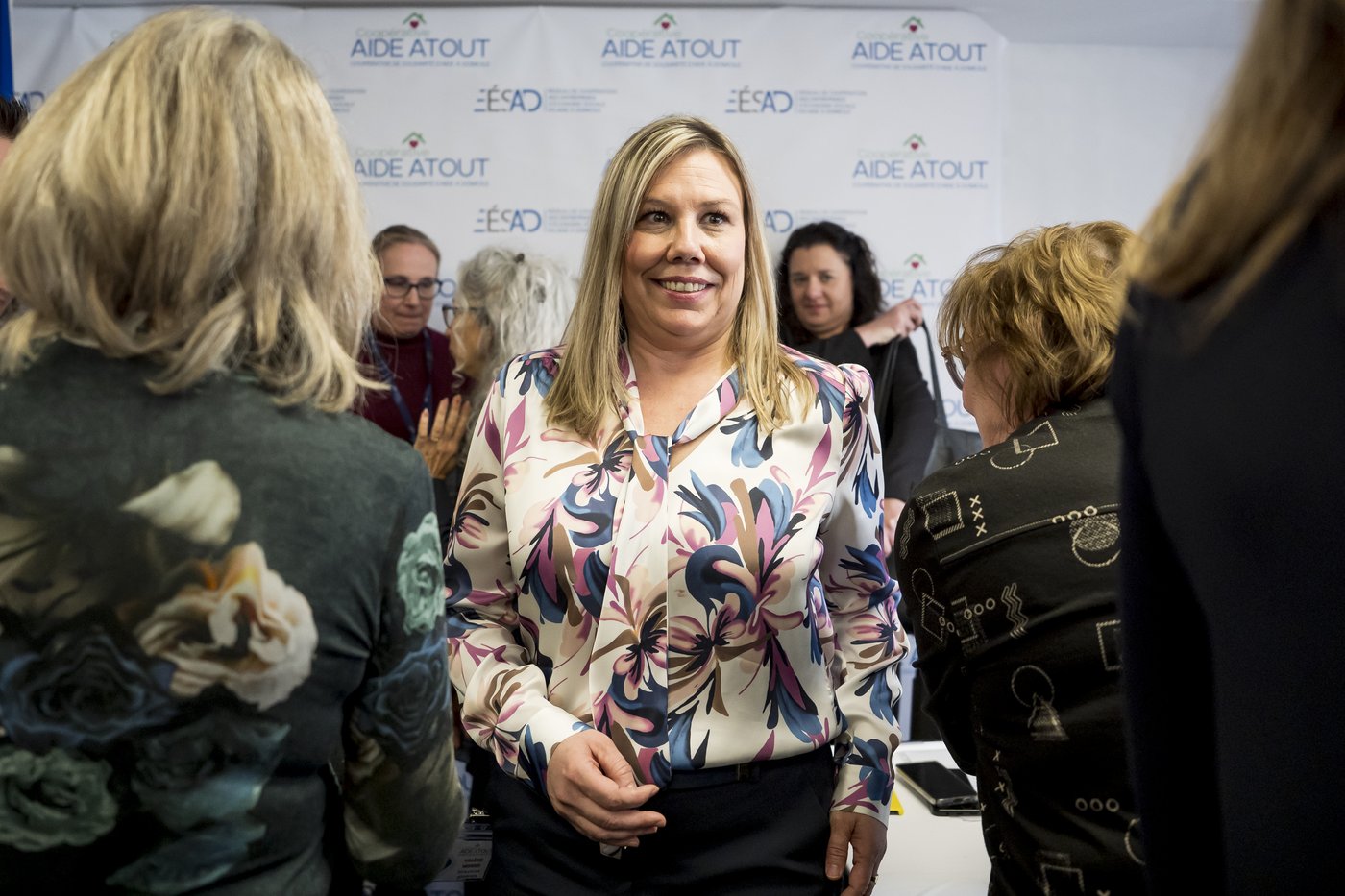 Québec se tourne vers les entreprises d'économie sociale pour l'aide à domicile