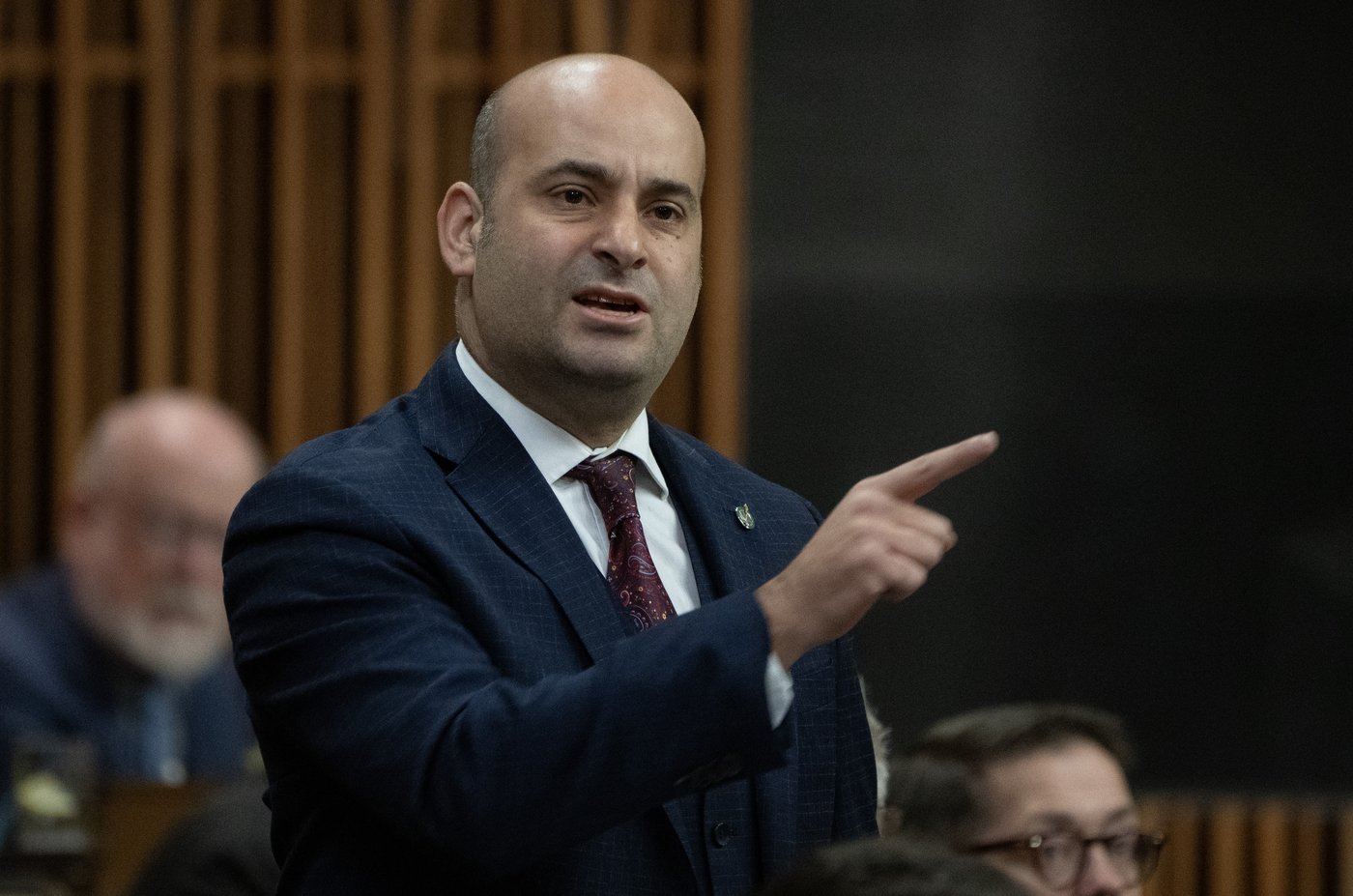 Les conservateurs déposent un projet de loi sur la violence conjugale