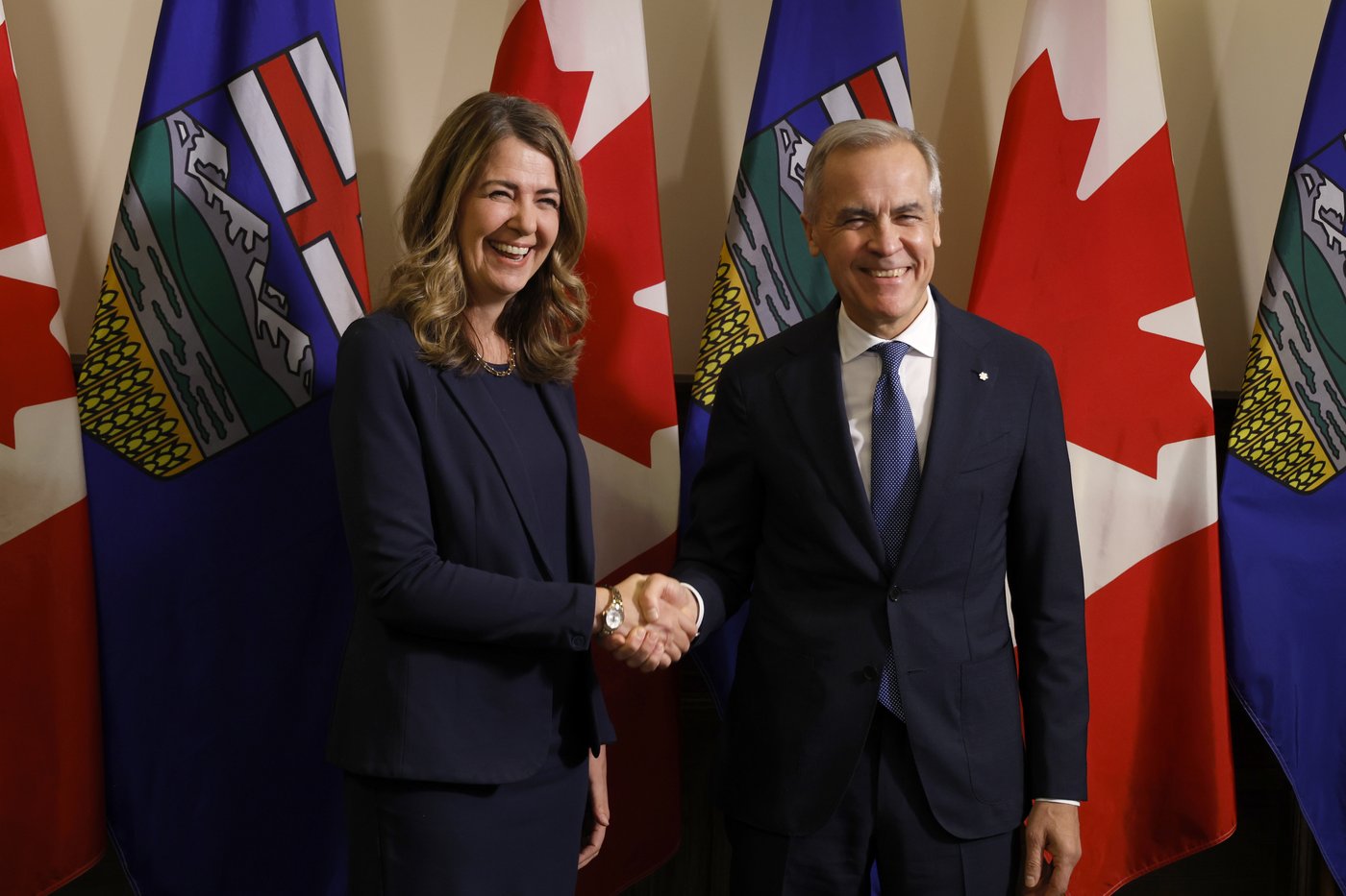 Carney met en garde contre le «bluff dangereux» du référendum en Alberta