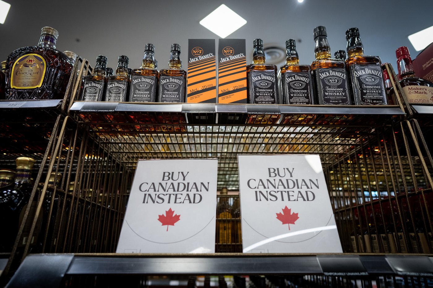 Le N.-B. veut vendre l'alcool américain retiré pour contester les droits de douane