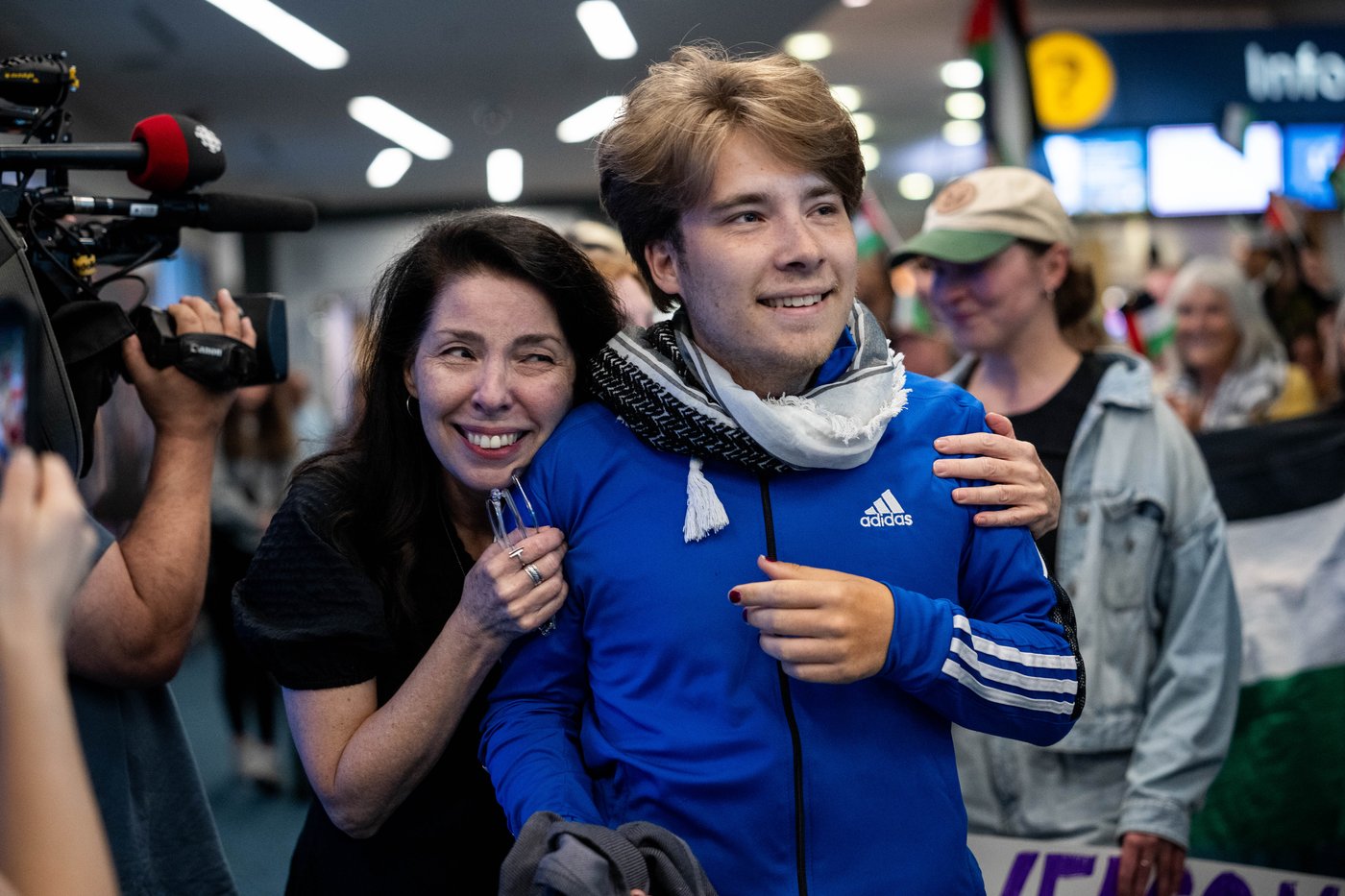 Trois militants de la flottille détenus en Israël sont de retour à Vancouver