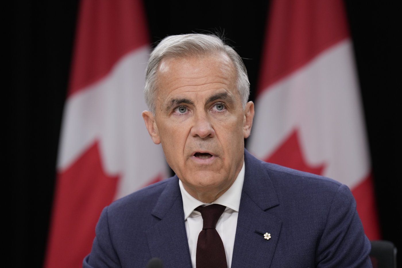Mark Carney défend la proposition de rachat de condos en Colombie-Britannique