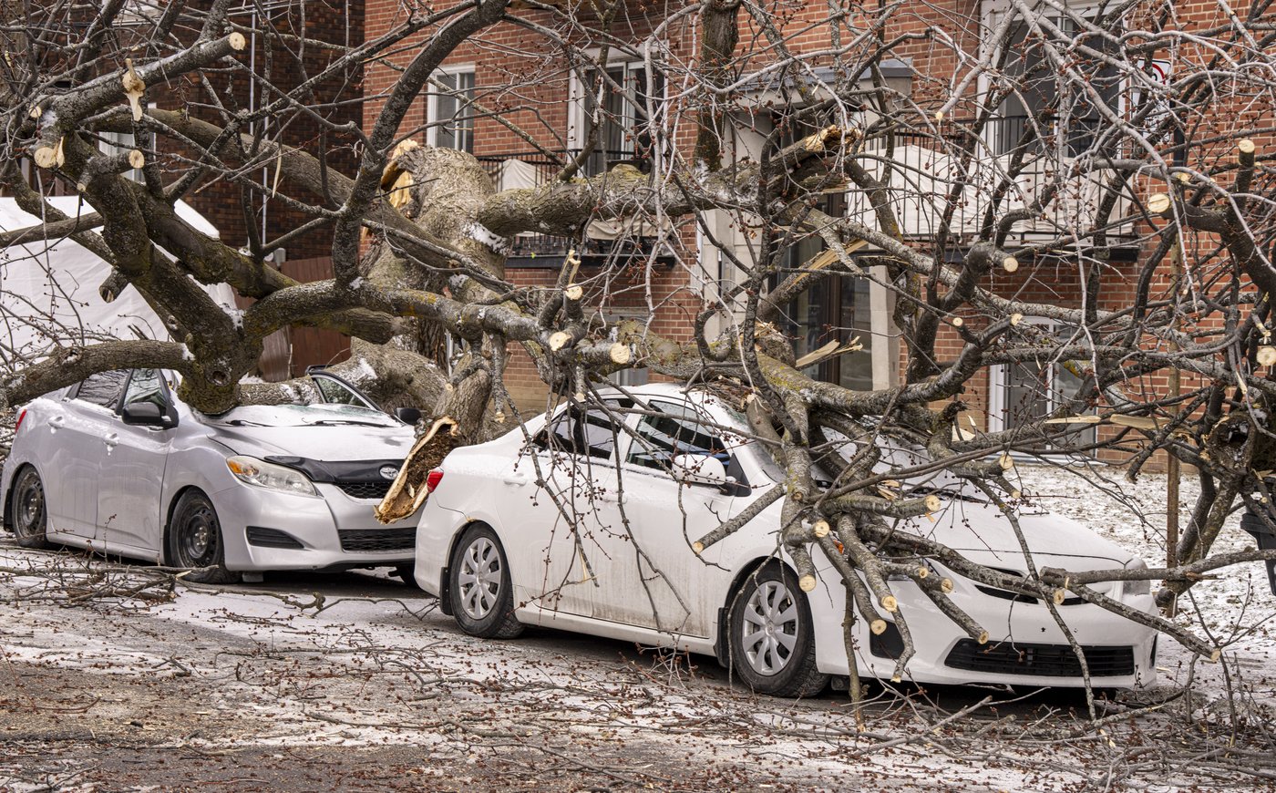 Hydro-Québec continue de réparer les pannes causées par les vents violents