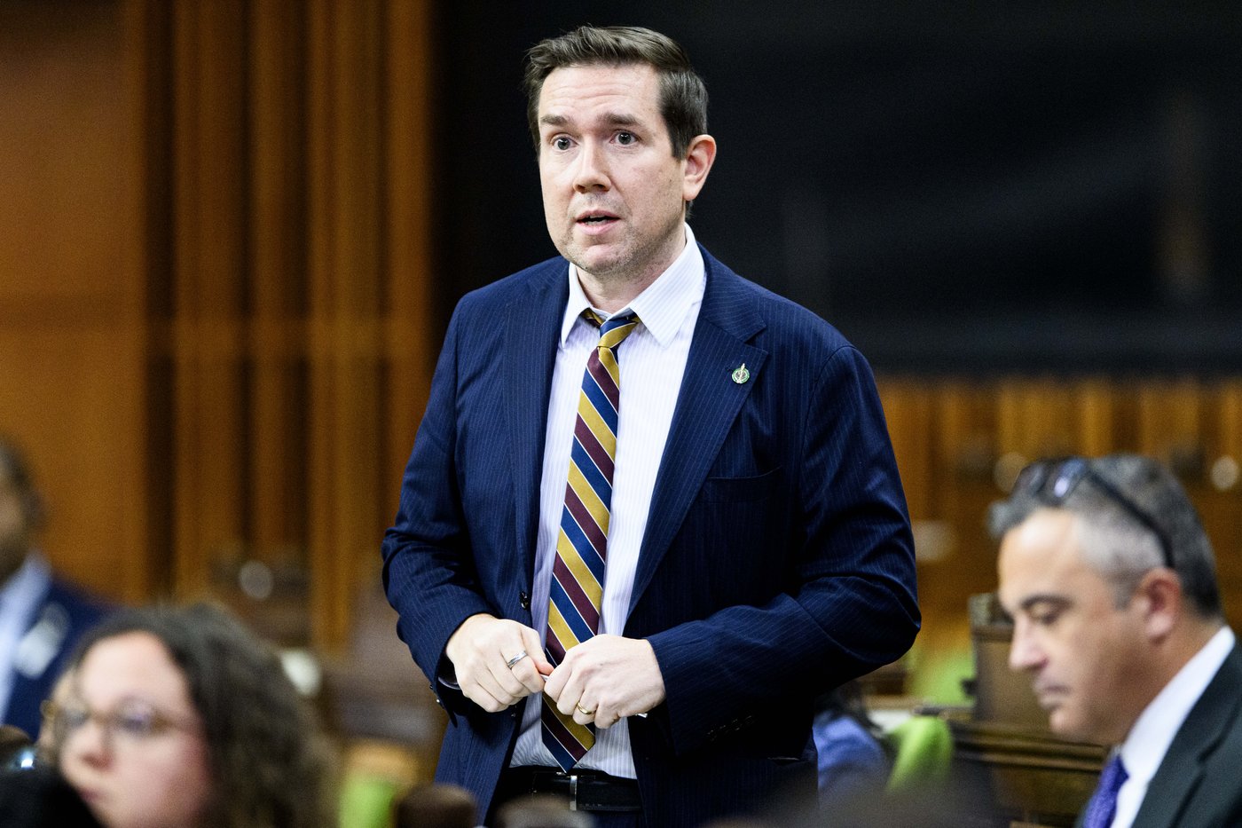 Période des questions: un député fédéral réclame des réponses plus longues